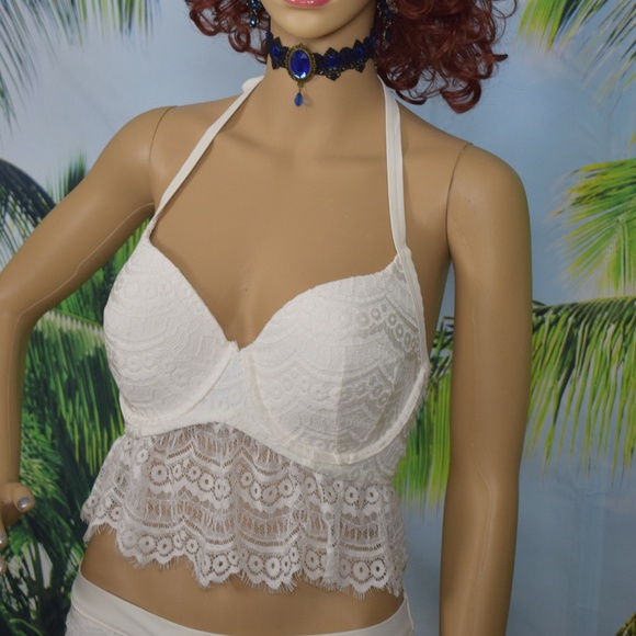 White on White with lace (NWT) W/FLOWER TOO ONLY - Picture 3 of 8